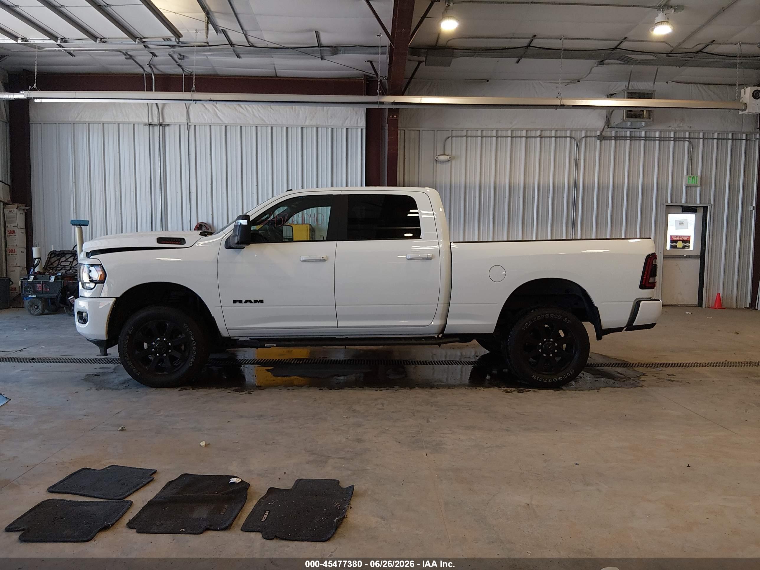 2024 RAM 2500 BIG HORN  4X4 6'4 BOX
