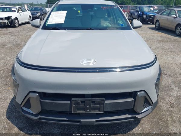 2024 HYUNDAI KONA SE