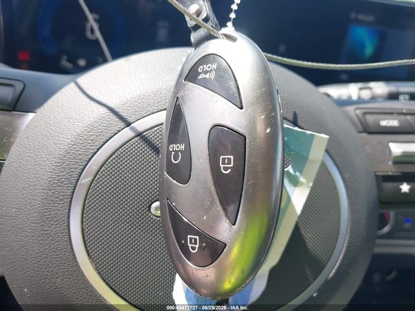 2024 HYUNDAI KONA SE