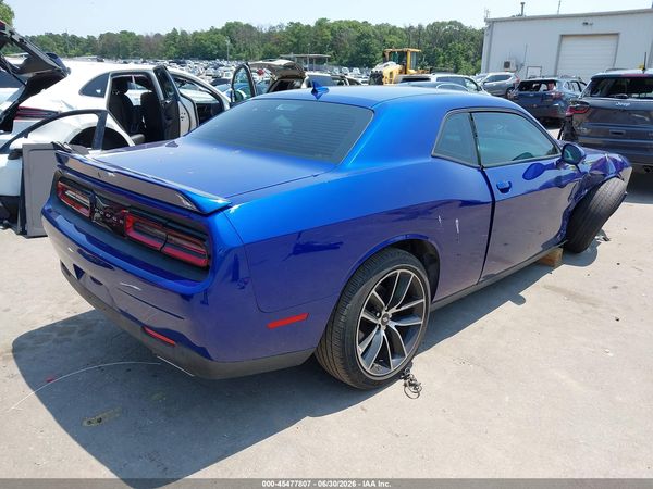 2018 DODGE CHALLENGER SXT PLUS