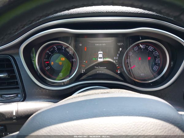 2018 DODGE CHALLENGER SXT PLUS