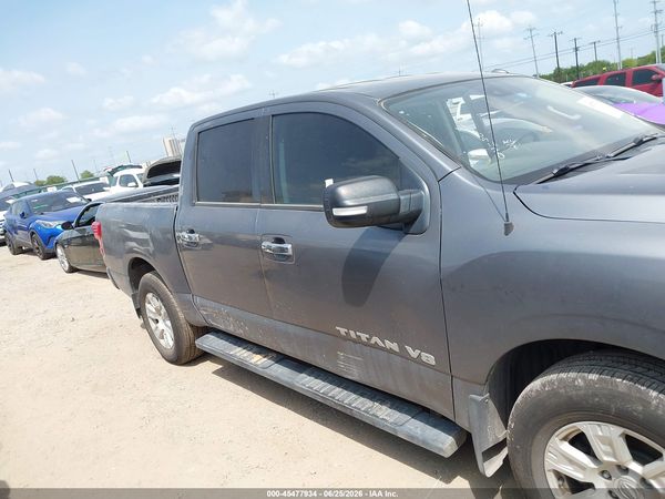 2018 NISSAN TITAN SV