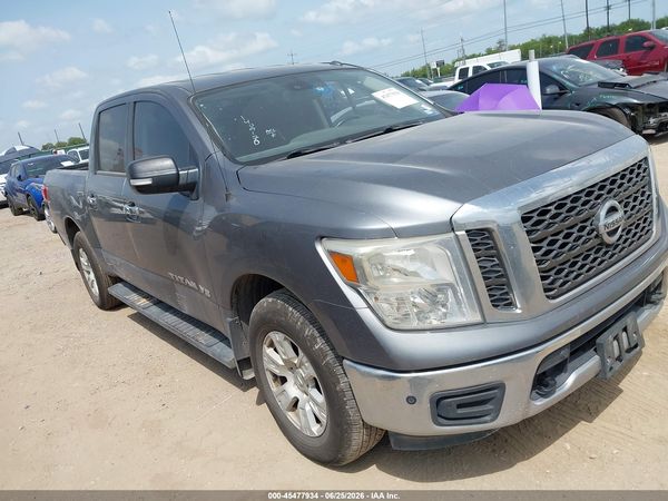 2018 NISSAN TITAN SV