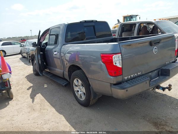 2018 NISSAN TITAN SV