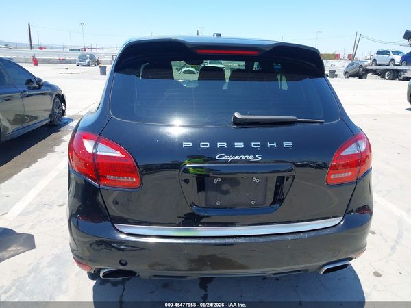 2013 PORSCHE CAYENNE S