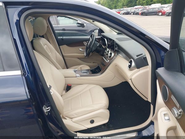 2022 MERCEDES-BENZ GLC 300 4MATIC SUV
