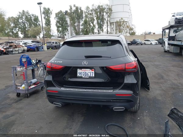 2021 MERCEDES-BENZ GLA 250 GLA250