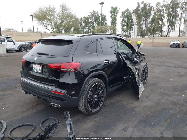 2021 MERCEDES-BENZ GLA 250 GLA250