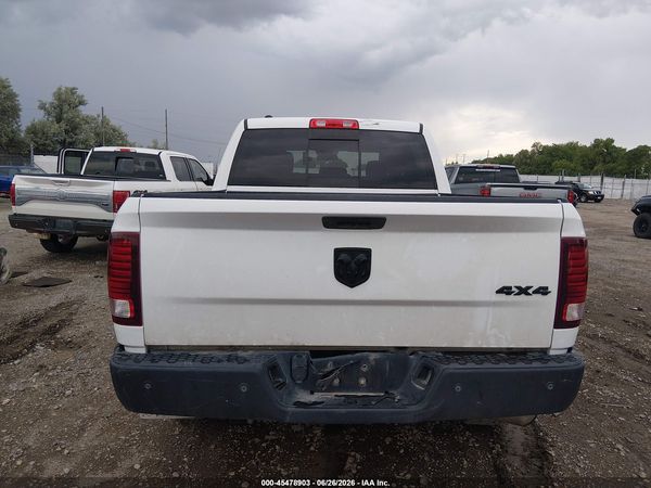 2019 RAM 1500 CLASSIC WARLOCK  4X4 5'7 BOX