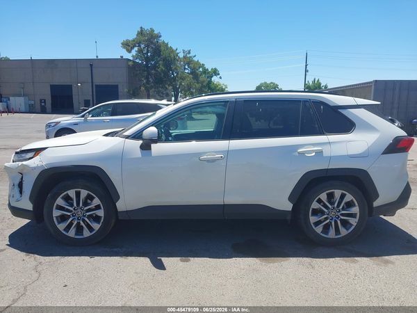 2022 TOYOTA RAV4 XLE PREMIUM