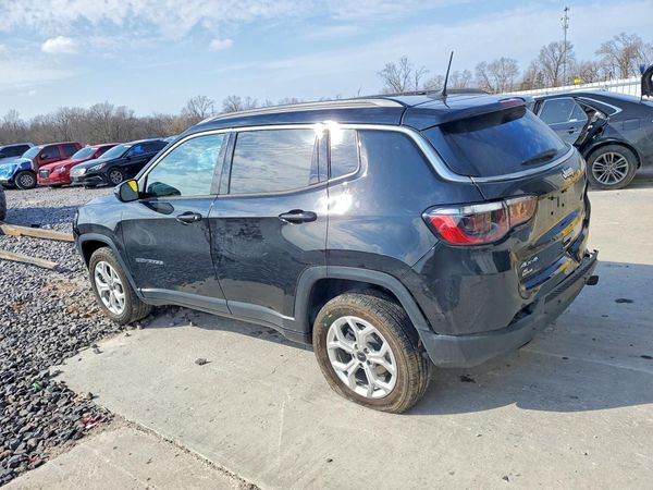 2025 JEEP COMPASS North, Latitude