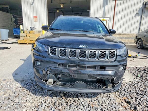 2025 JEEP COMPASS North, Latitude