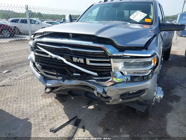 2024 RAM 3500 LARAMIE  4X4 8' BOX