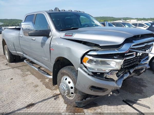 2024 RAM 3500 LARAMIE  4X4 8' BOX