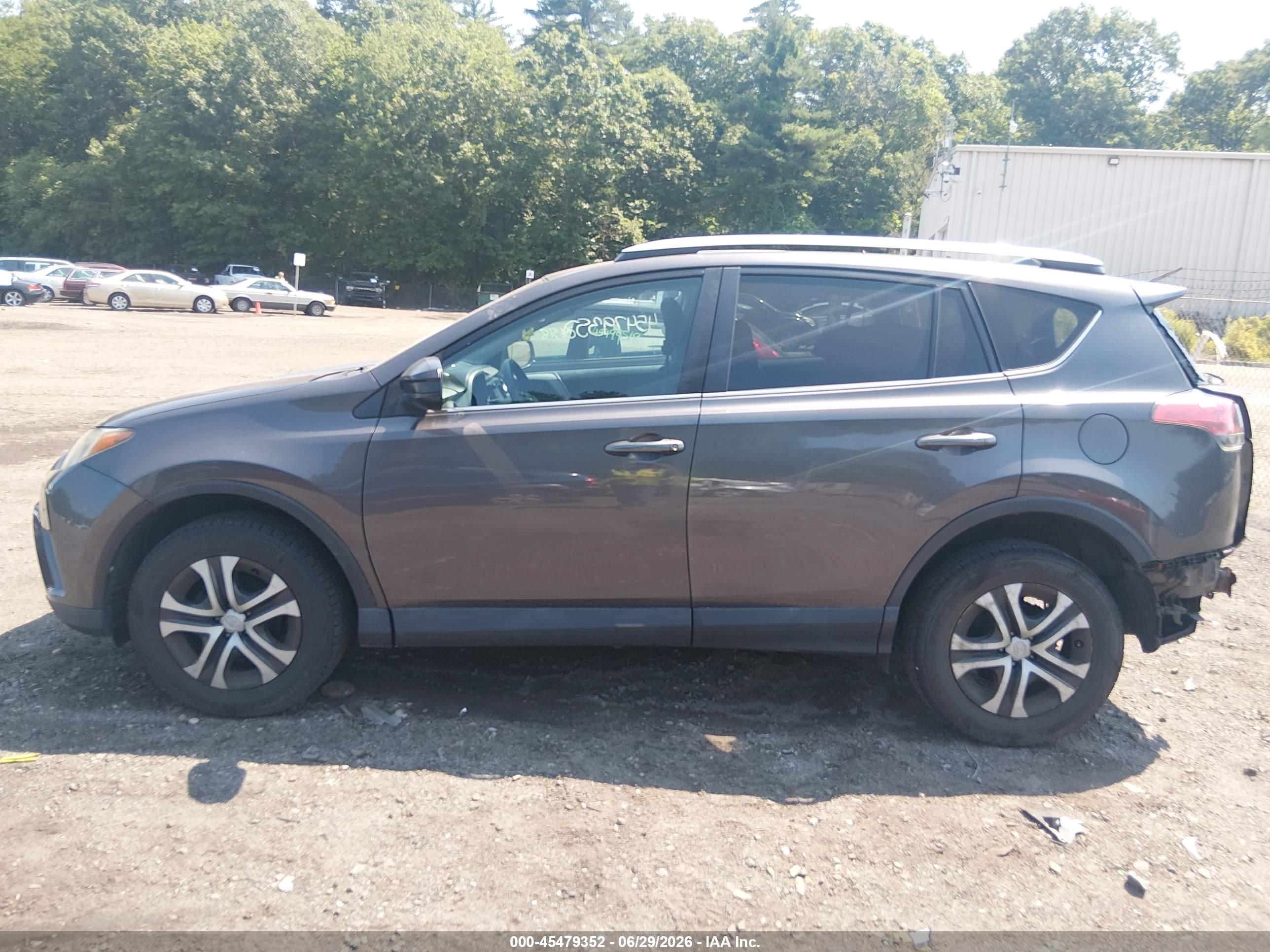 2016 TOYOTA RAV4 LE