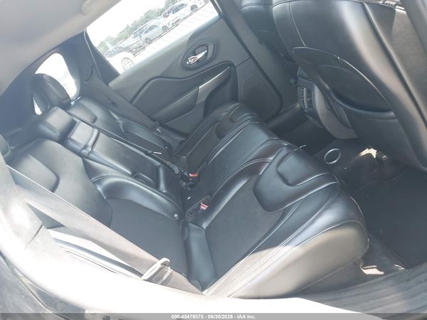 2019 JEEP CHEROKEE LATITUDE PLUS FWD