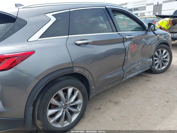 2021 INFINITI QX50 LUXE