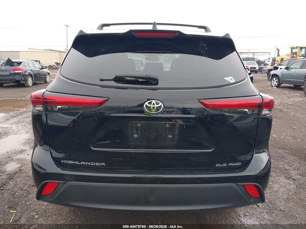 2023 TOYOTA HIGHLANDER XLE