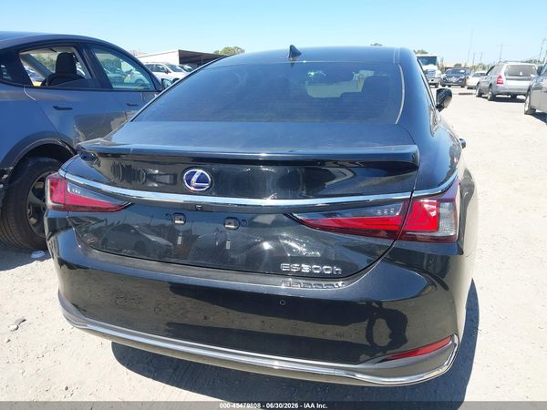 2022 LEXUS ES 300H 300h Premium
