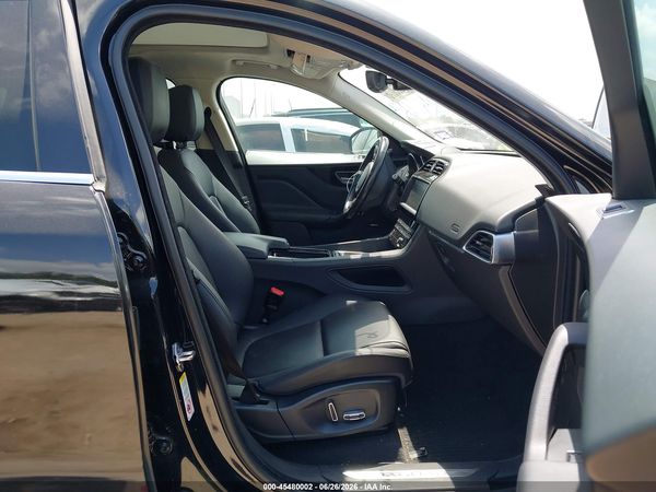 2019 JAGUAR F-PACE 25T PREMIUM