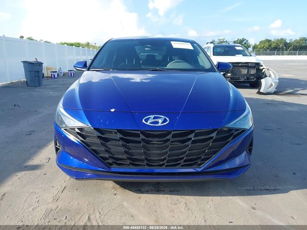 2022 HYUNDAI ELANTRA SEL
