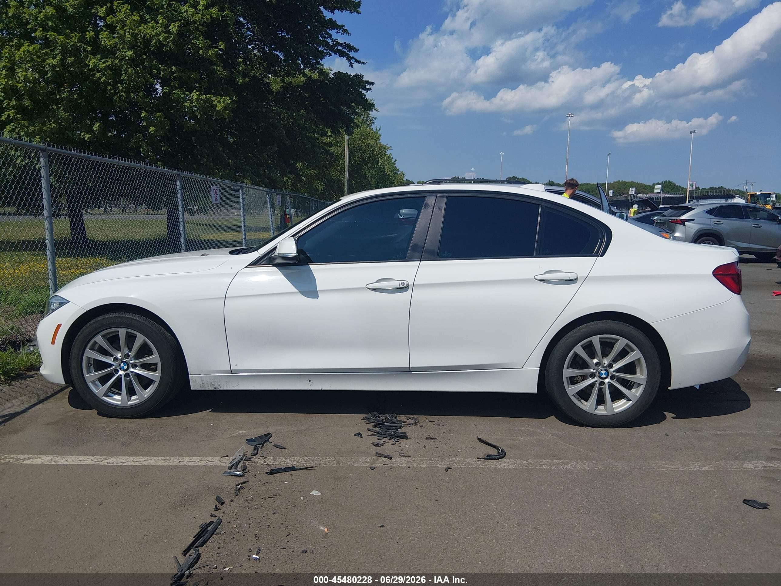 2017 BMW 320I XDRIVE
