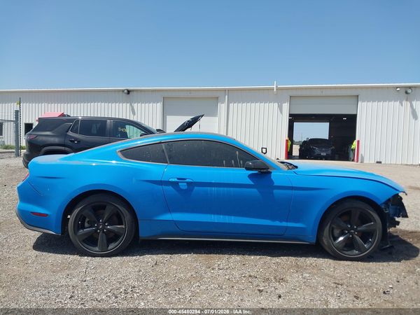 2022 FORD MUSTANG