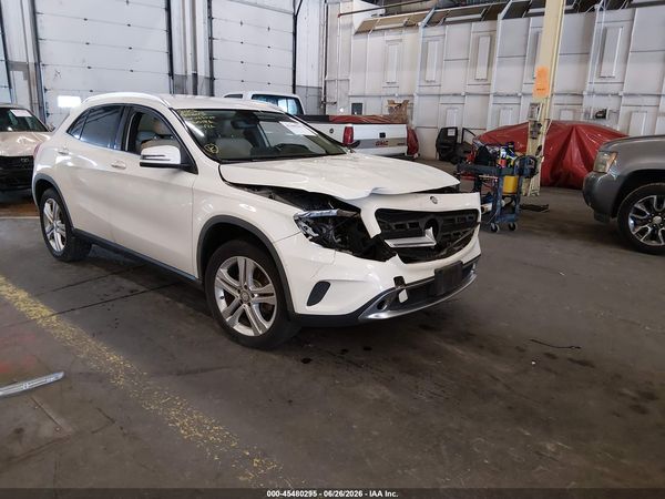 2016 MERCEDES-BENZ GLA 250 4MATIC