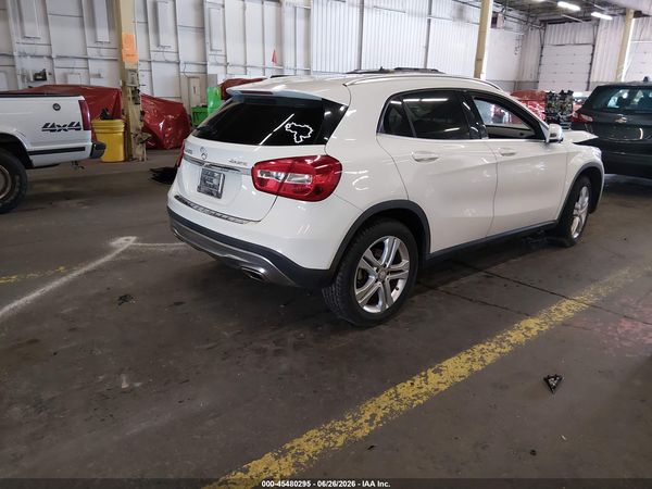 2016 MERCEDES-BENZ GLA 250 4MATIC