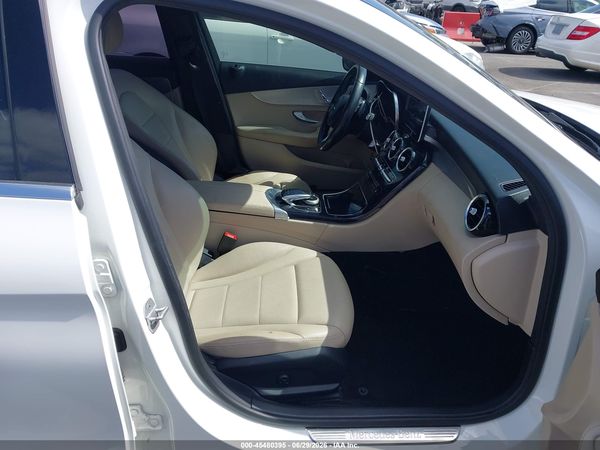 2016 MERCEDES-BENZ C 300 C300