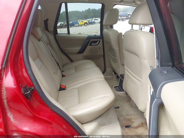 2014 LAND ROVER LR2 HSE LUX