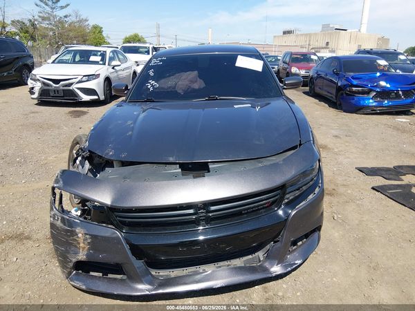 2015 DODGE CHARGER SXT