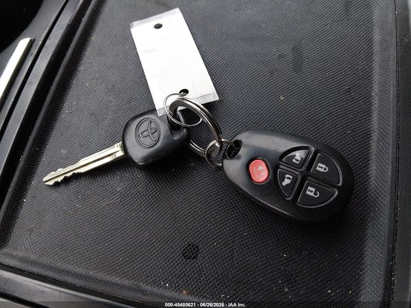 2017 TOYOTA SIENNA LE 8 PASSENGER