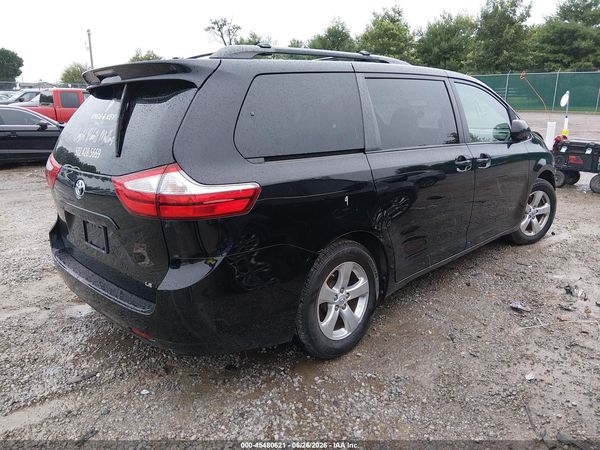 2017 TOYOTA SIENNA LE 8 PASSENGER