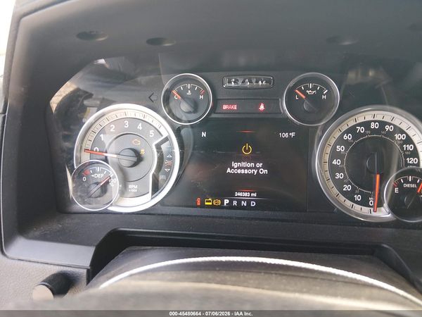 2016 RAM 3500 LARAMIE