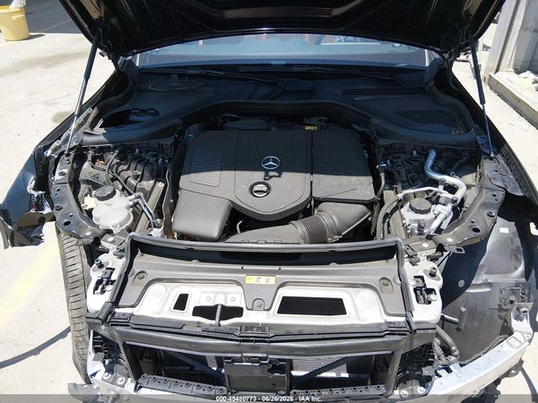 2023 MERCEDES-BENZ GLC 300 SUV
