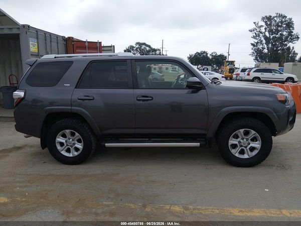 2017 TOYOTA 4RUNNER SR5