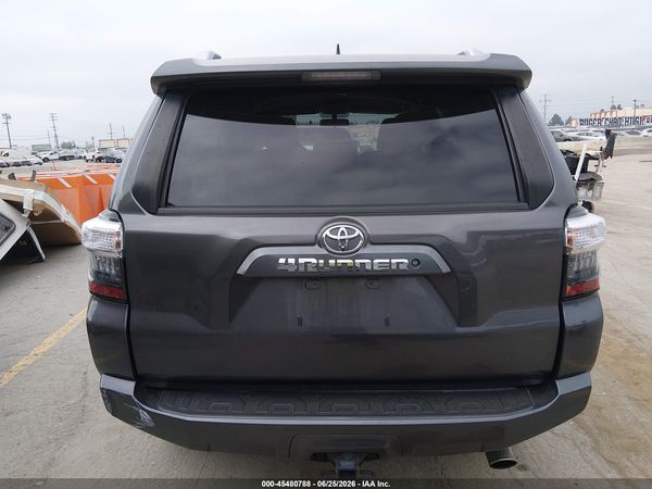 2017 TOYOTA 4RUNNER SR5