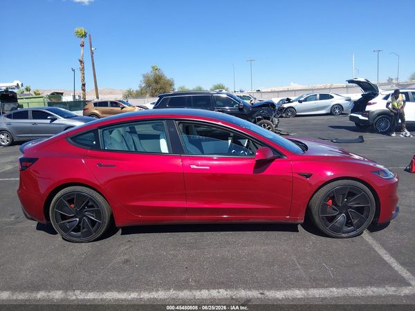 2026 TESLA MODEL 3