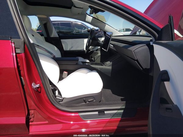 2026 TESLA MODEL 3
