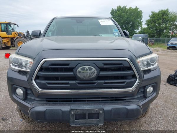 2018 TOYOTA TACOMA SR5 V6