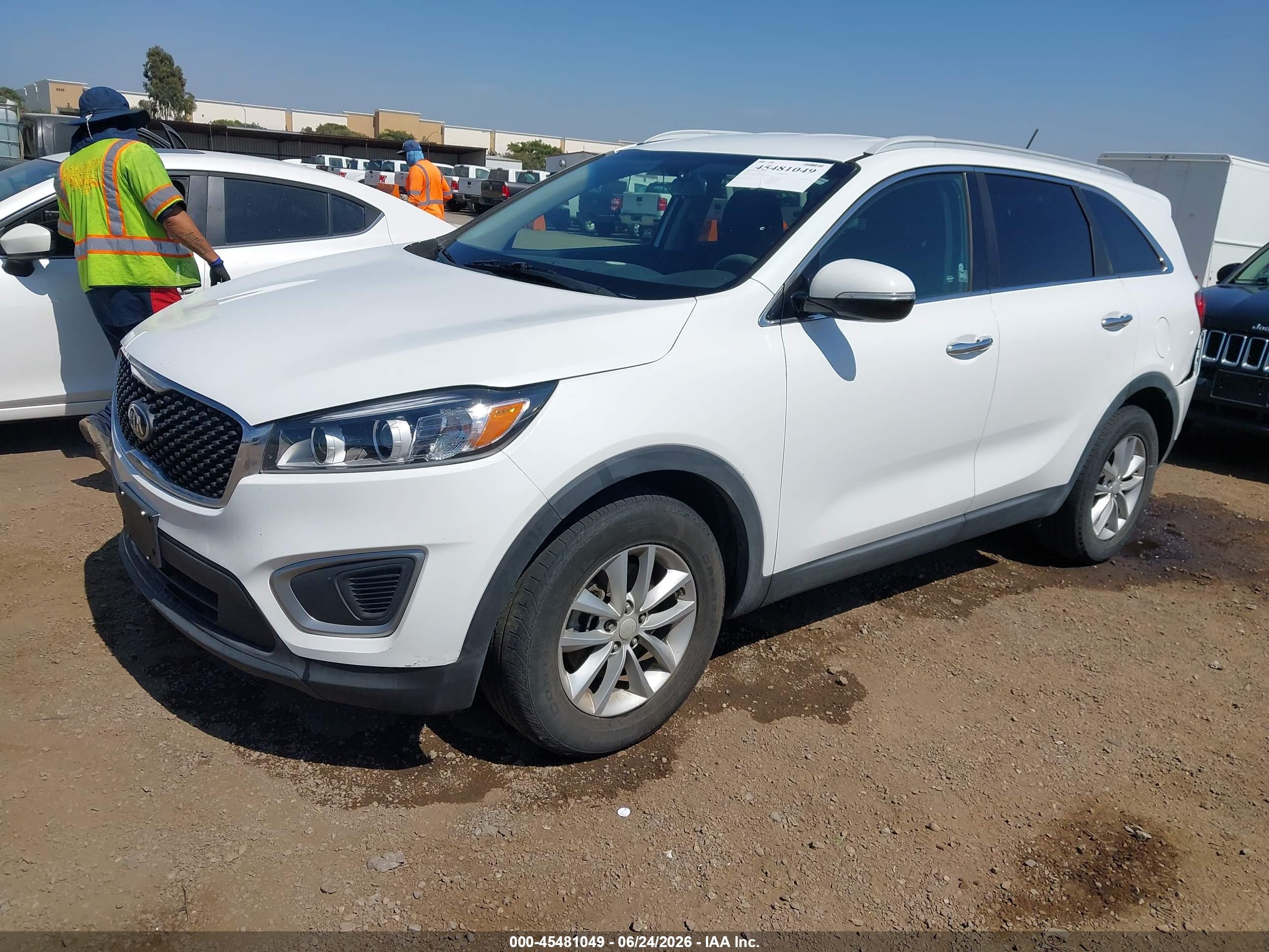 2016 KIA SORENTO 2.4L LX