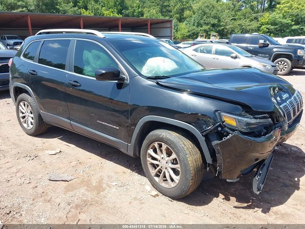 2019 JEEP CHEROKEE LATITUDE 4X4