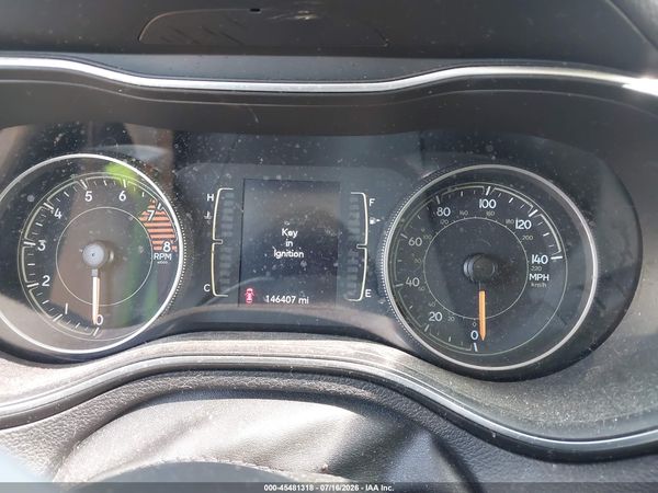 2019 JEEP CHEROKEE LATITUDE 4X4