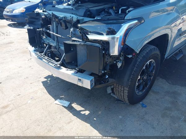 2026 TOYOTA TUNDRA SR5 CREWMAX 5.5' BED