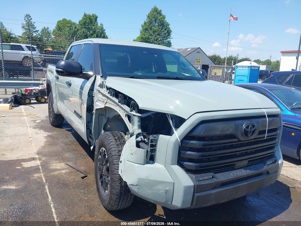 2026 TOYOTA TUNDRA SR5 CREWMAX 5.5' BED