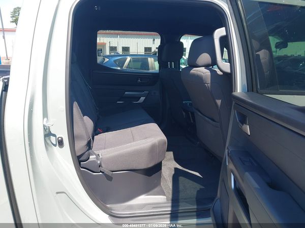 2026 TOYOTA TUNDRA SR5 CREWMAX 5.5' BED