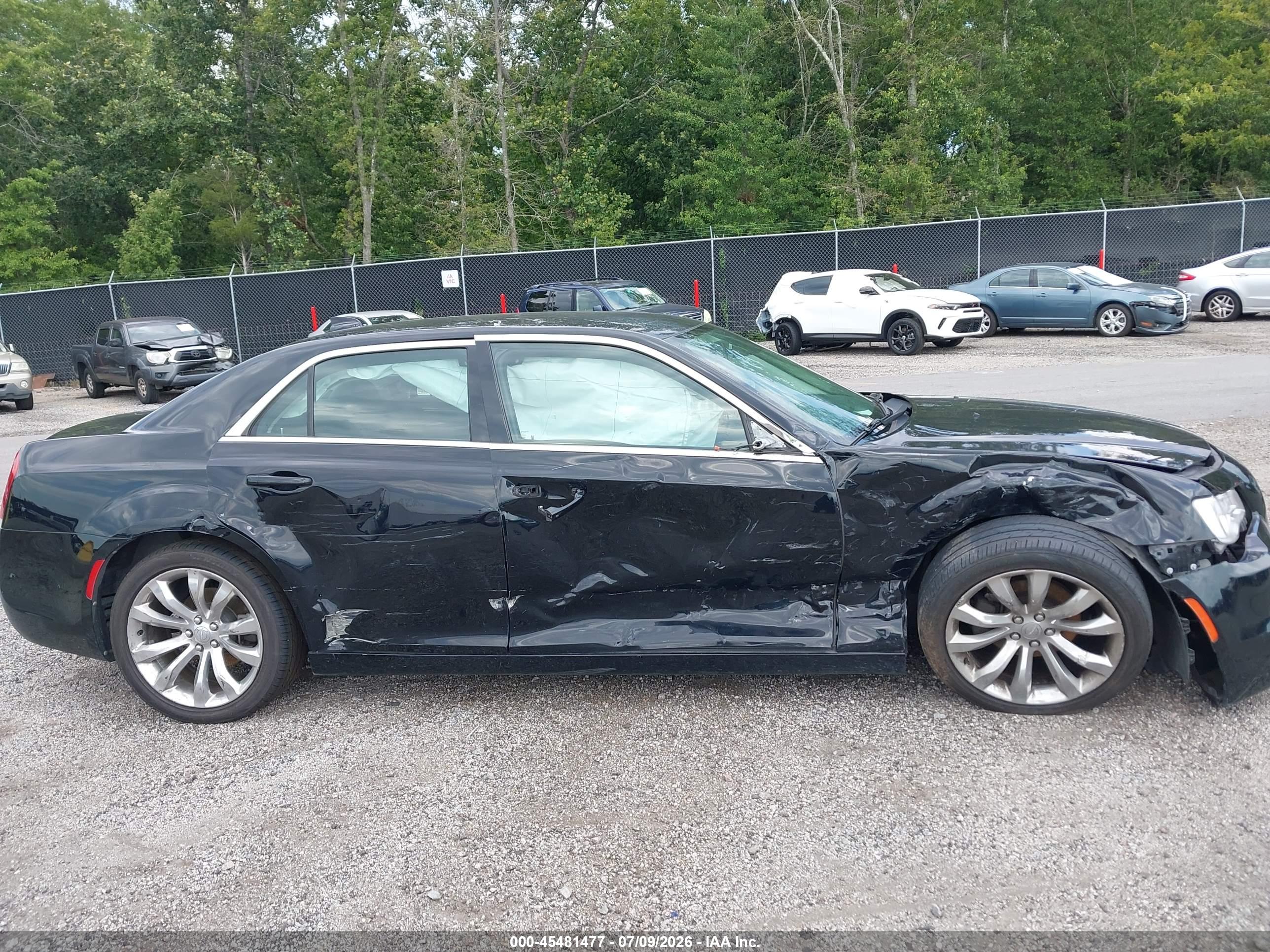 2019 CHRYSLER 300 TOURING