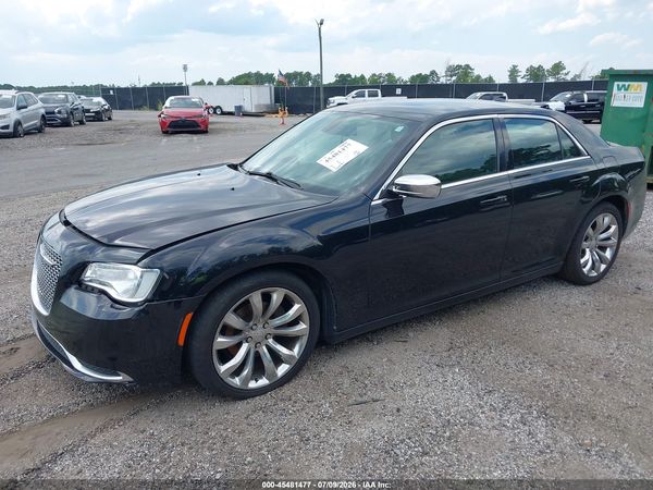 2019 CHRYSLER 300 TOURING