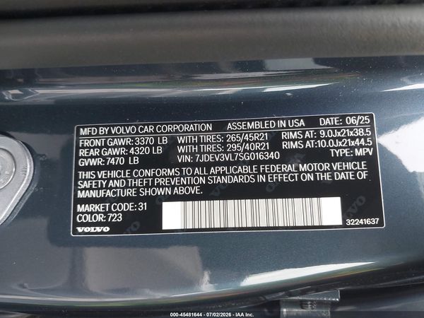 2025 VOLVO EX90